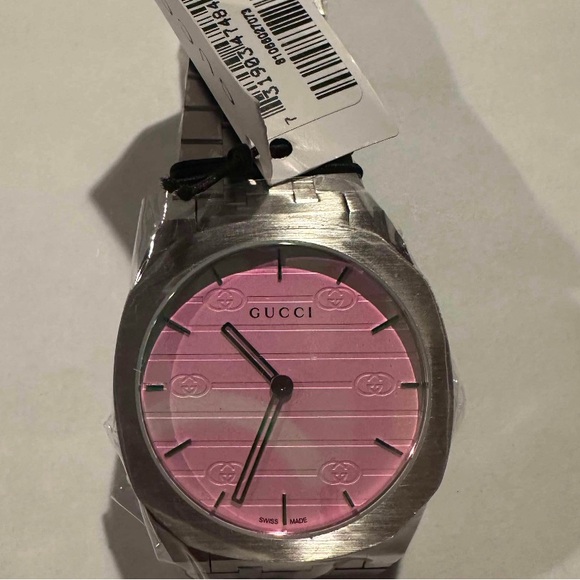 Gucci 25H 38mm watch
